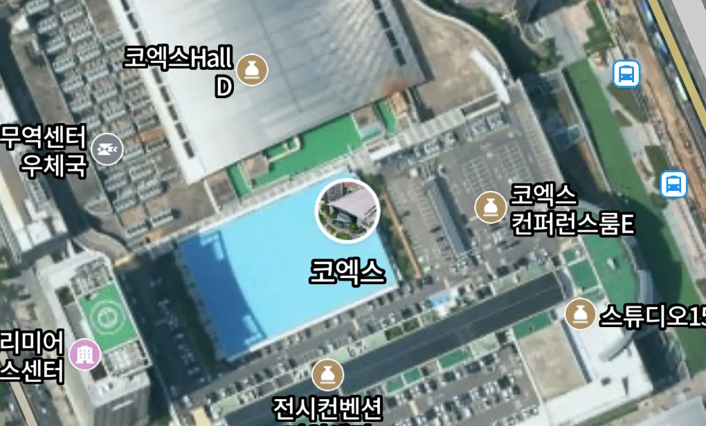 네이버 플라잉뷰 3D 지도의 진입 화면. 특수 마커로 지원 지역이 표시된다.